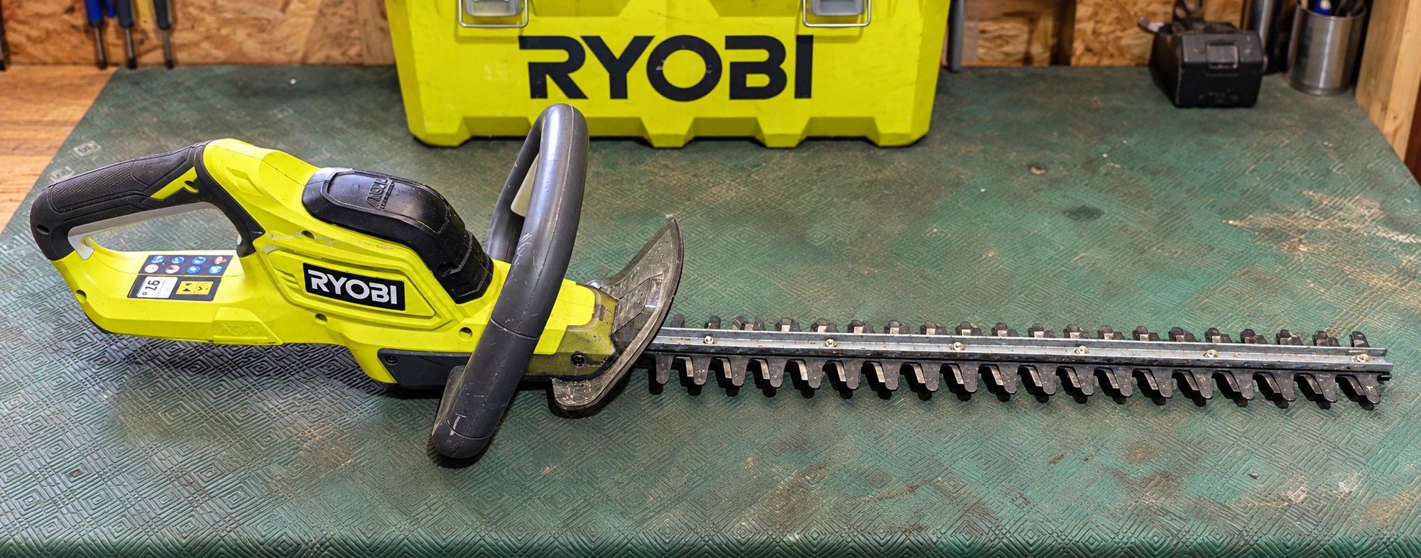 Taille-haies Ryobi OHT1845 après deux ans d’utilisation